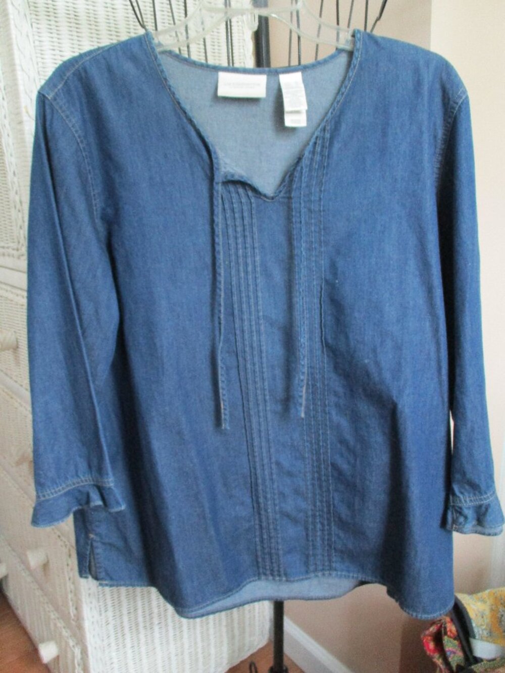 Liz Claiborne Denim XL Extra Large Ladies Blouse Pullover Top